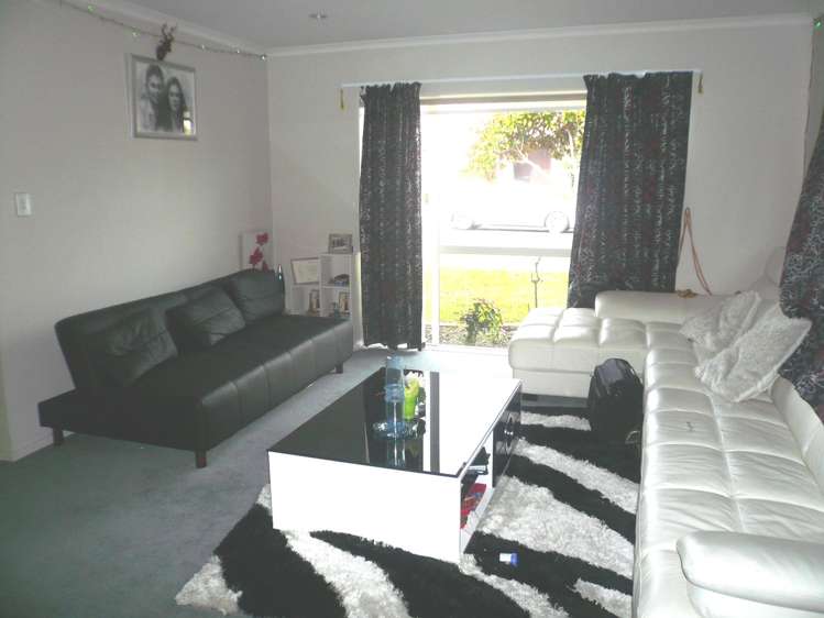 10 Bridgefield Crescent Flat Bush_5