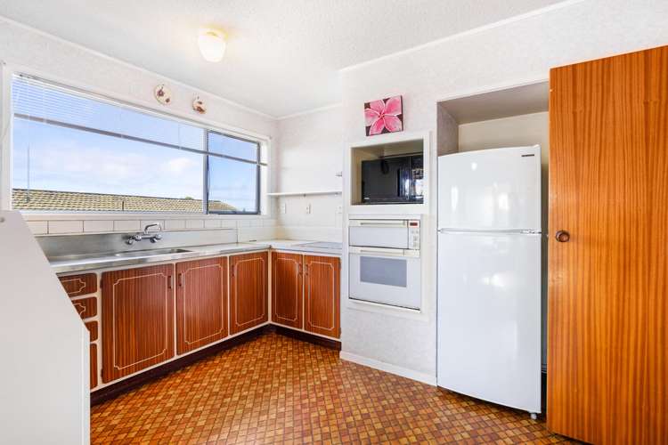 19 Taitua Drive Te Atatu South_10