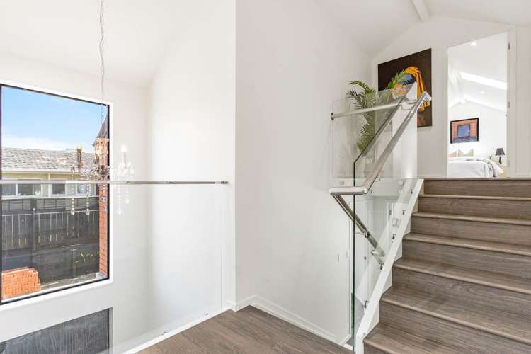 111a Glenmore Road Sunnyhills_14