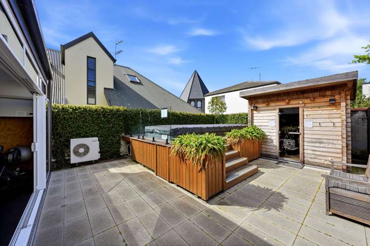 12 John Britten Lane Riccarton_12