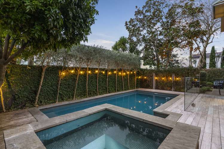 15 Percival Parade Saint Marys Bay_7