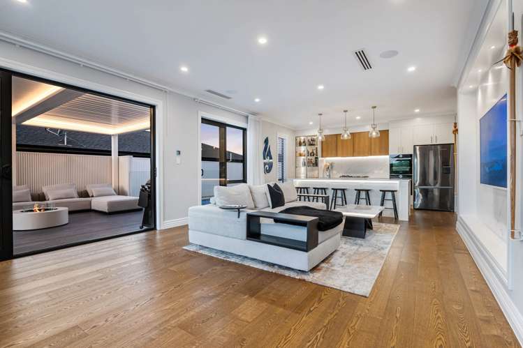 6 Karapapa Road Milldale_1