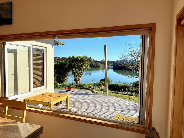 Address withheld Raglan_16