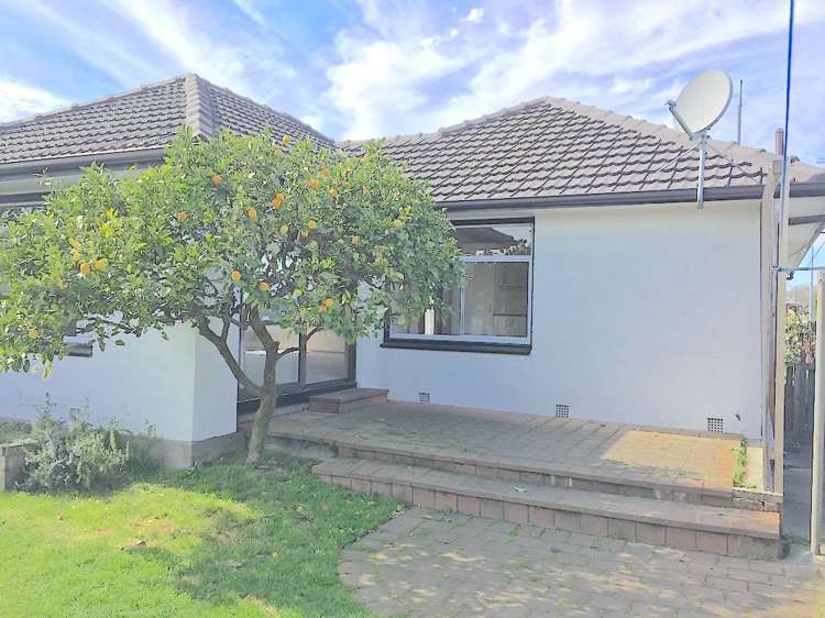 4 Oriana Crescent Hornby_13