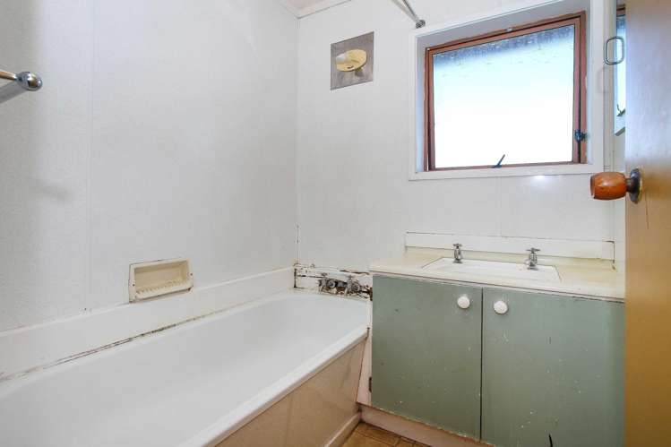 5/38 Kirrie Avenue Te Atatu South_8