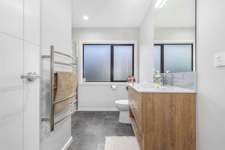 14 Schooner Drive Whitby_21