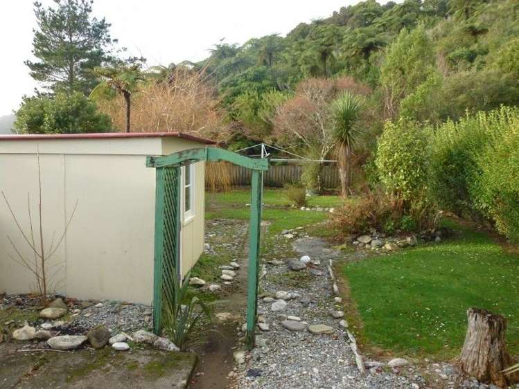 29 Wickes Street Cobden_9