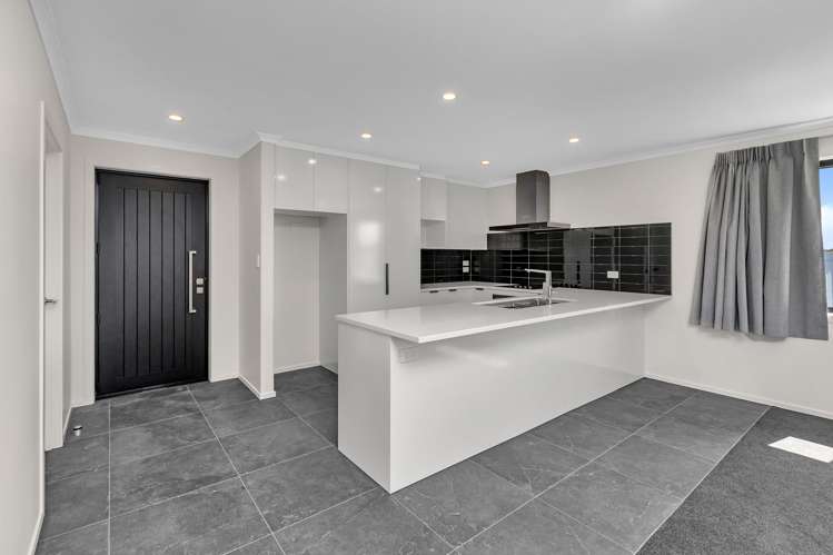 10 Hauhou Lane Ruakākā_22