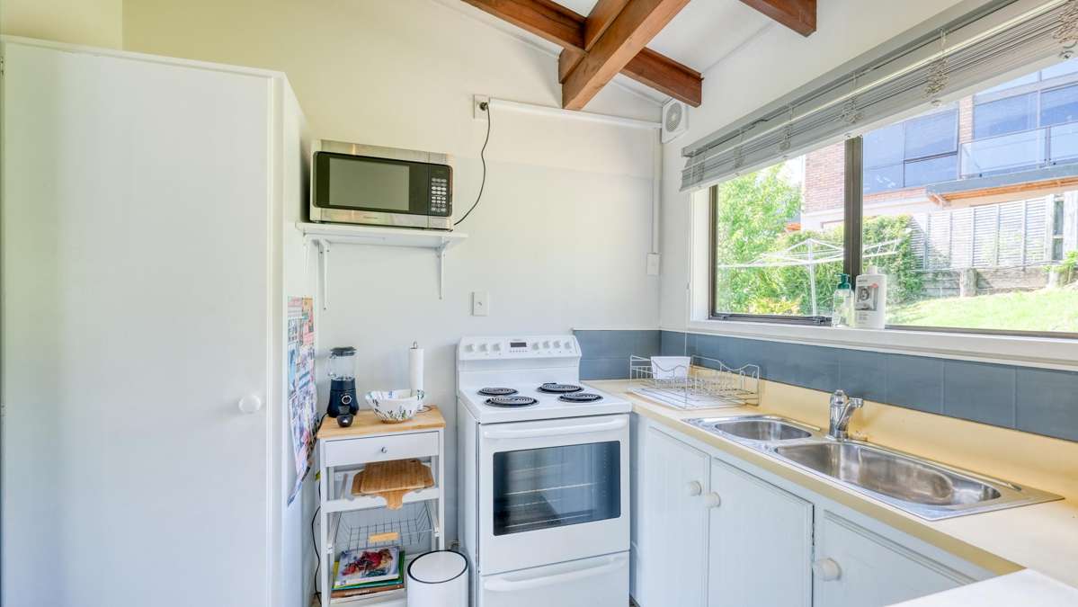 11 Cable Bay Block Road_2