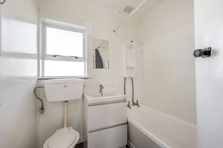 64 Gordon Road Western Heights_10