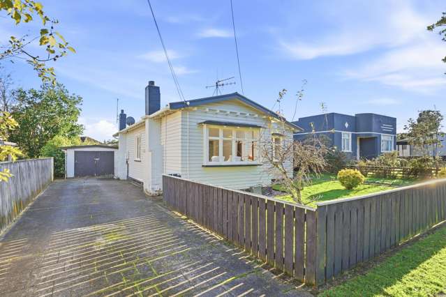 17 Hutchison Crescent Durie Hill_2