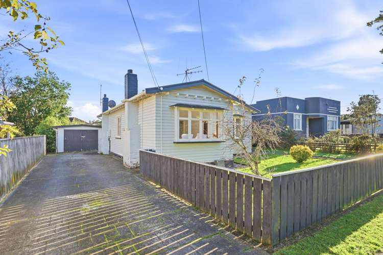 17 Hutchison Crescent_1