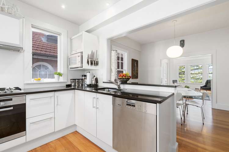 3/306 Oriental Parade Oriental Bay_7