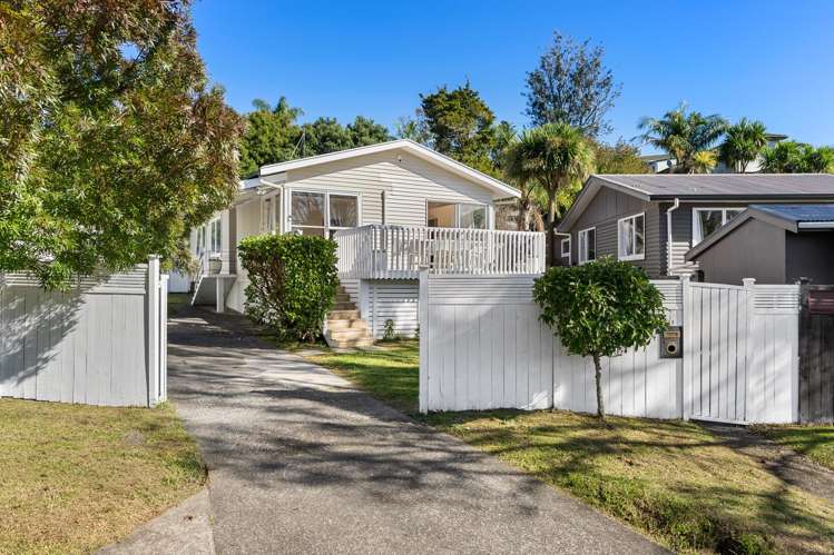 61 Vandeleur Avenue Birkdale_12