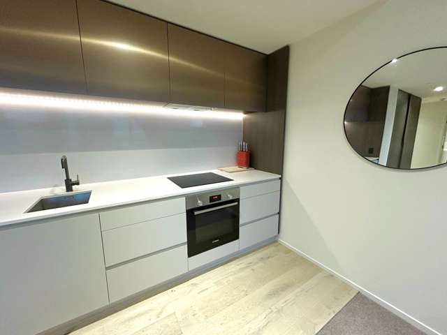 902/10 Commerce Street City Centre_4