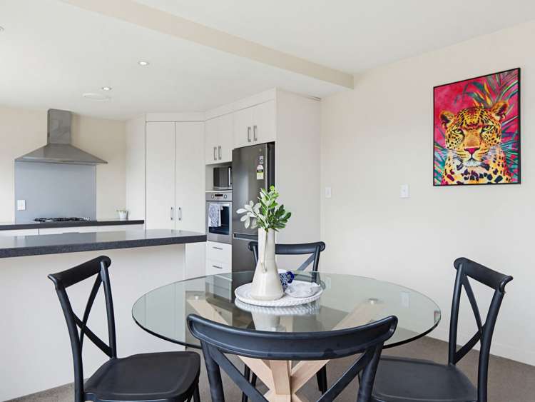 3b Phillip Street Victoria_9