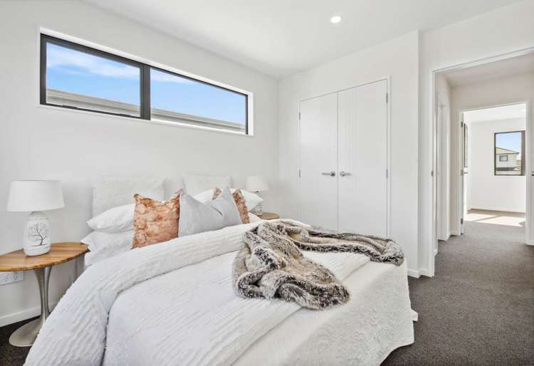 71 Highland Park Drive Botany Downs_7