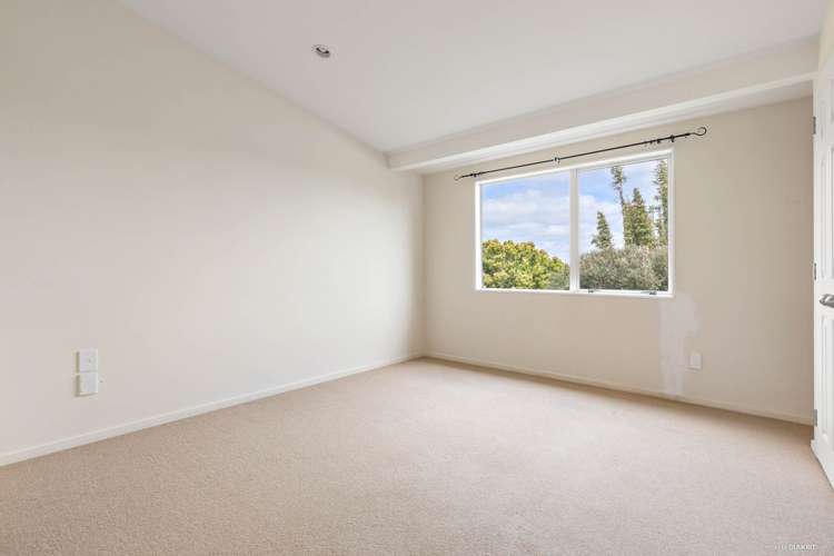 171a Royal Road Massey_13