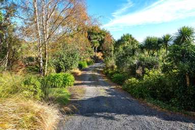 112 Green Island Bush Road_1