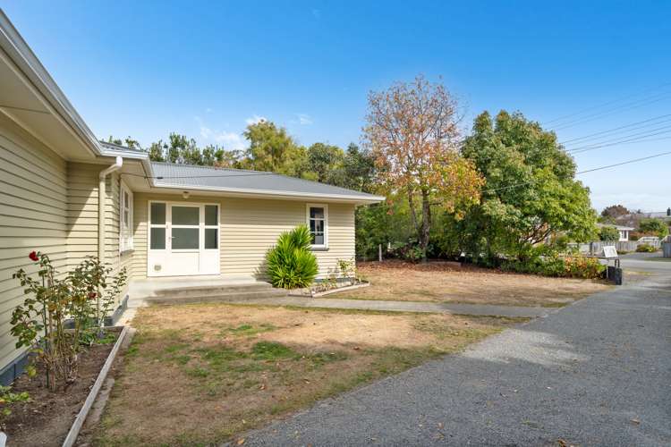 111 South Road Solway_16