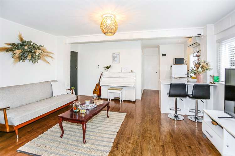 12 Laurelwood Avenue Pukekohe_12