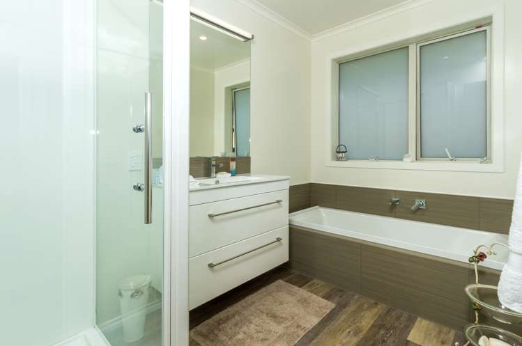 17 Sabine Drive Richmond_13