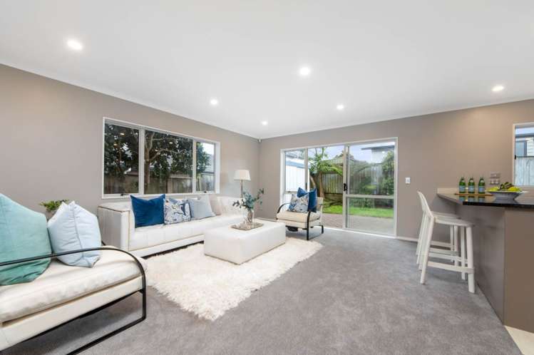 88 Baverstock Road Flat Bush_2