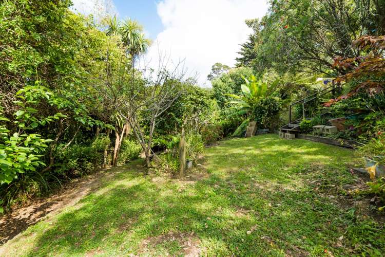 2/126 Carlisle Road Browns Bay_26