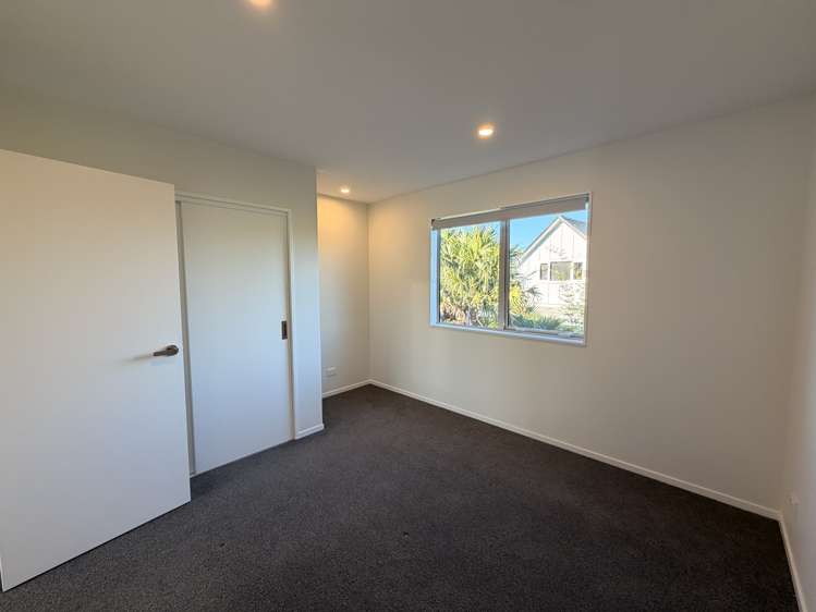 79 Selo Street Glen Eden_11