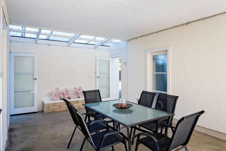 264 Clifton Road Te Awanga_14
