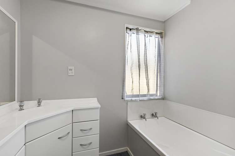 97f Settlement Road Papakura_10