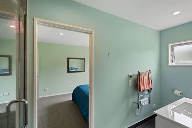 15 Railway Terrace Glentunnel_11