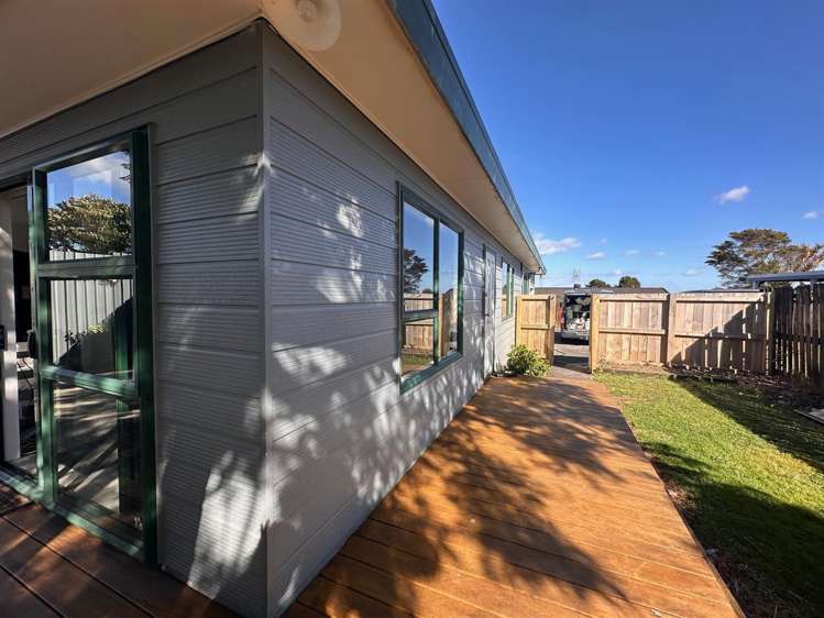 3/6 Fleming Street Manurewa East_13