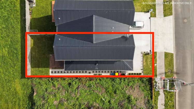 2/10 Bourn Heath Drive Rototuna_21