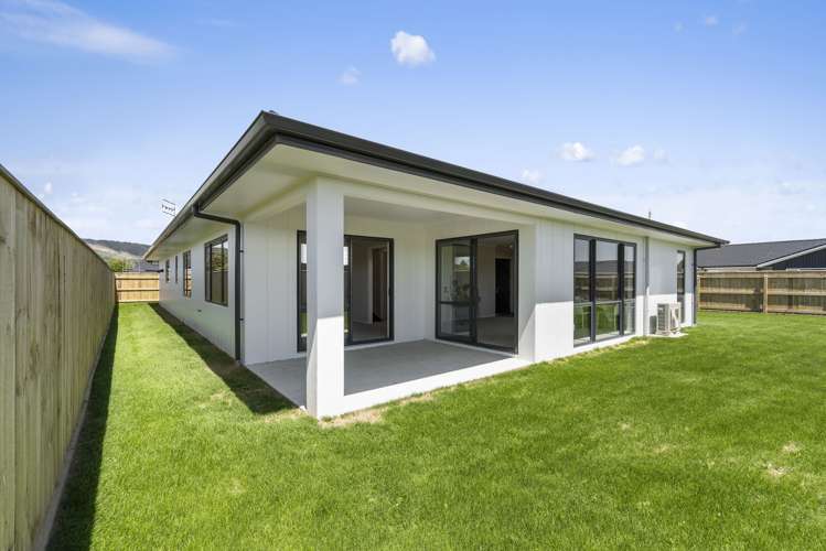 10 Oak Place Levin_16