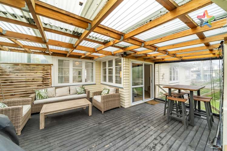 1 Waldie Grove Avalon_12