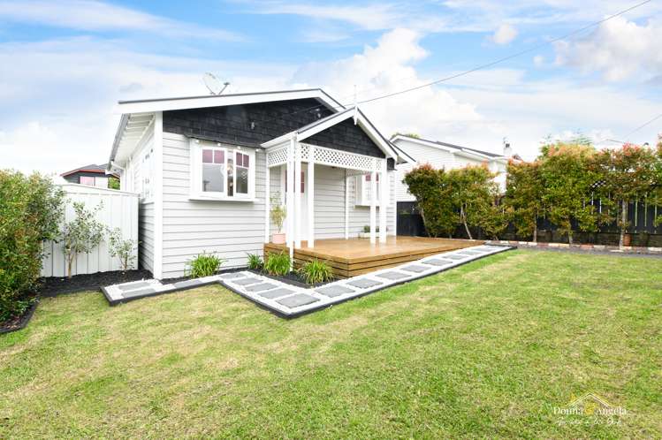 1/7 Akehurst Avenue New Lynn_15
