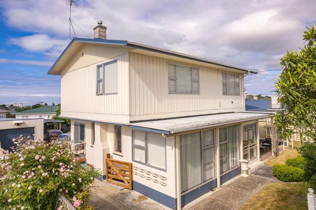 Fantastic family home in Tawhero