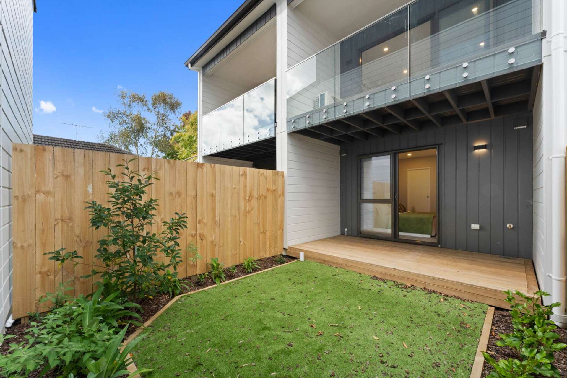 3/73 Glendale Road Glen Eden_0