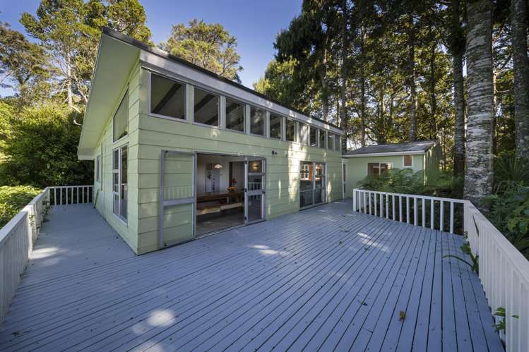 136 Opanuku Road Henderson Valley_11