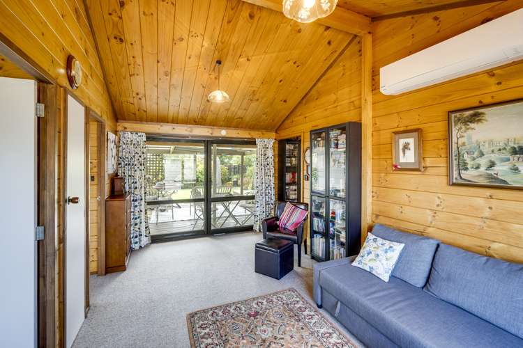 43 Donegal Crescent Tamatea_15