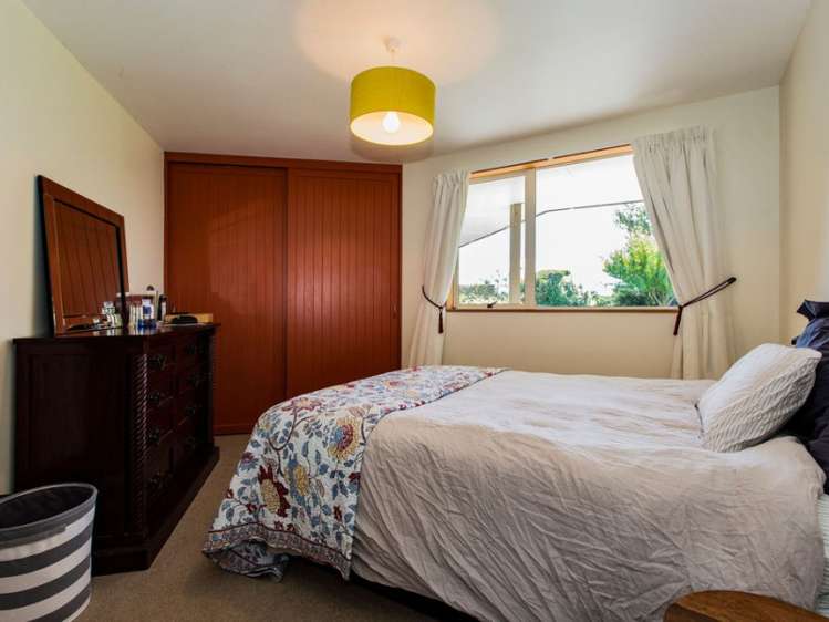 137 Smiths Road Leithfield_11