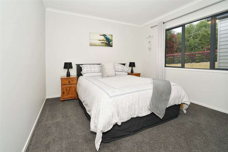 72 Highbrook Way Whatawhata_14