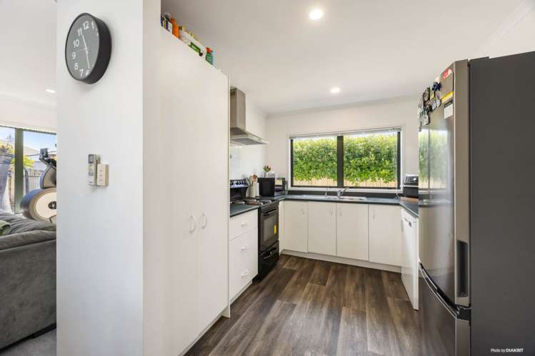 2 Francis Skinner Place_5