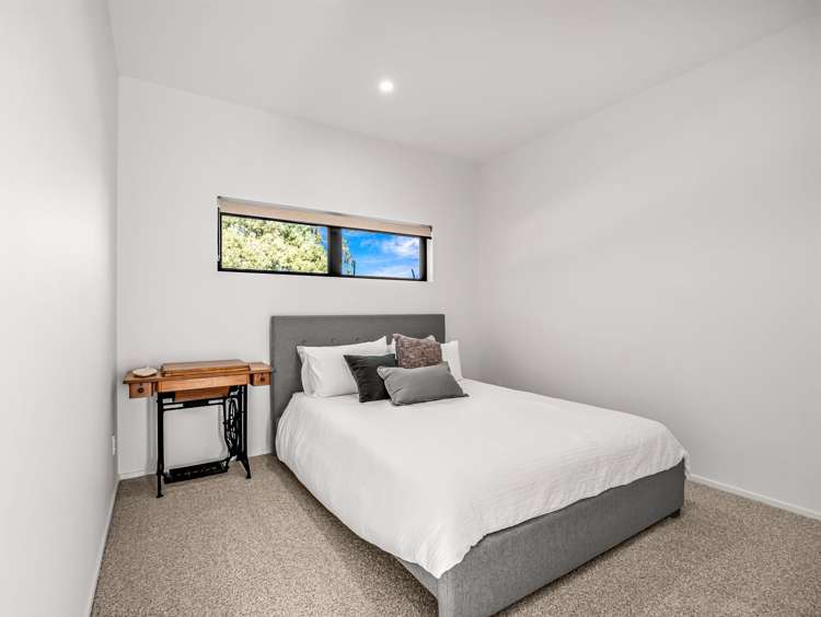 162 Livingstone Road Ngahinapouri_15