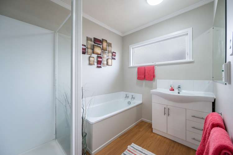 109 Nayland Road Stoke_17