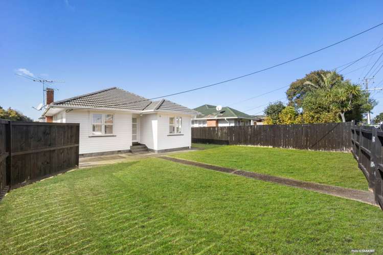 787 Te Atatu Road Te Atatu Peninsula_3