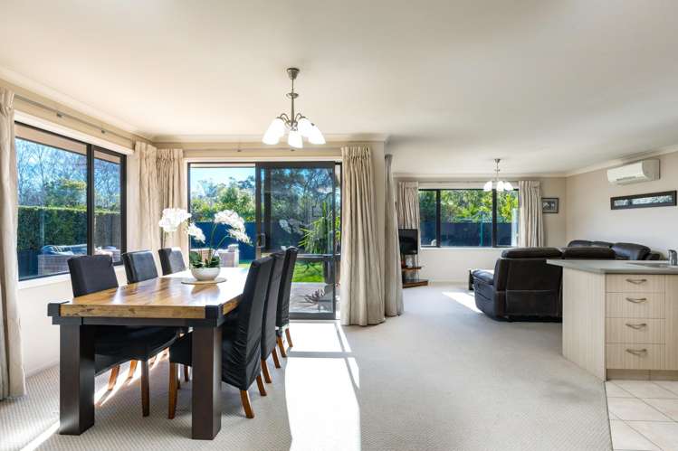 10 Balmoral Mews Springlands_14
