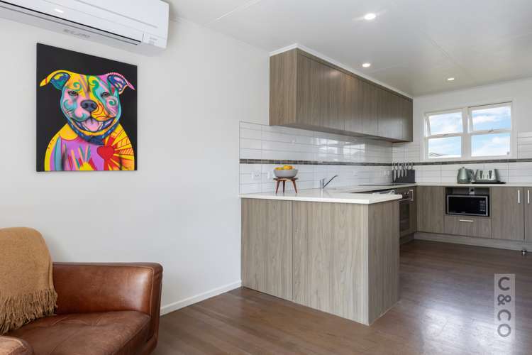 38 Queen Street Riverhead_11