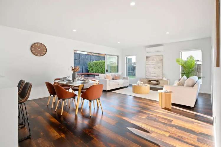 6 Kingston Court 2743_2